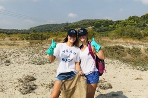 CYA (College Year in Athens) - Academic Year Program in Greece CYA Students Volunteering for Beach Cleanup