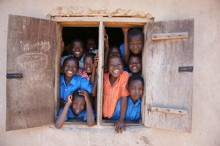 Photo credit: Bill Wegener via Unsplash 10 Things You Should Look for in a Responsible Volunteer Travel Program